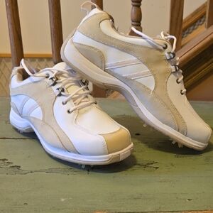 NWOT GOLF, Etonic Leisure LS400 women's golf shoes Size 10 M EU 41 White & Beige